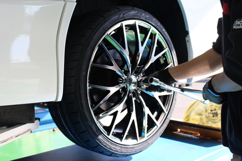 20アルファード ウェッズ レオニスMX 20インチ