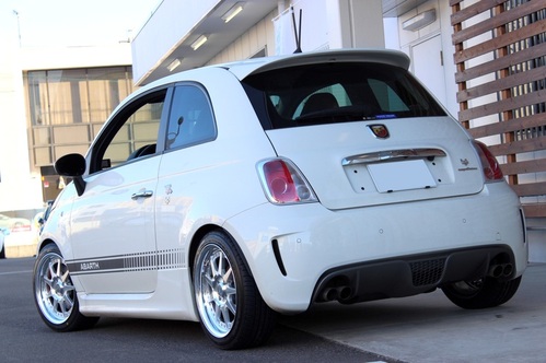 アバルト　マルチピース