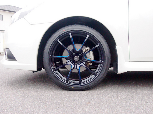 レガシィＢ4　19インチ　ウェッズスポーツ