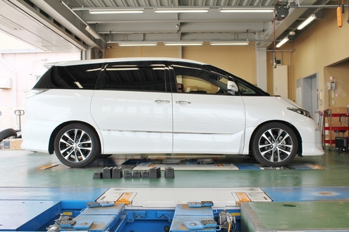 ダウンサスでは落ち幅が物足りない