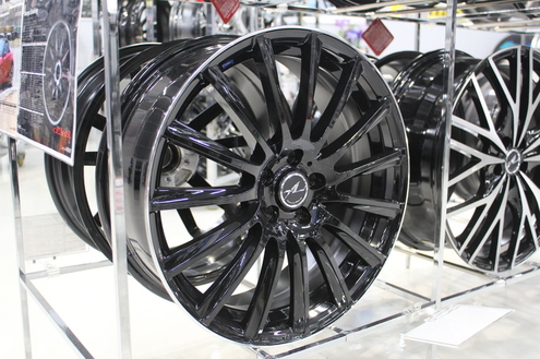 冬もおしゃれに決めたい方にオスス!!アクセルクリエ即日OKです