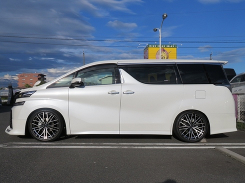 ヴェルファイア 20インチ メッシュデザイン ブラッシュド.JPG