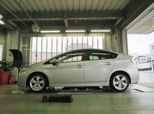 プリウスローダウン前