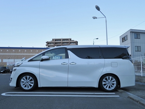 サイドからも。