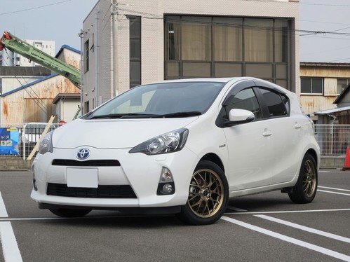 アクア　ブレスト