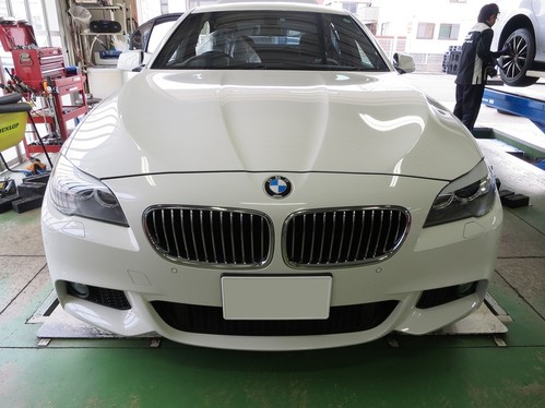 BMW F10 車高調取り付け