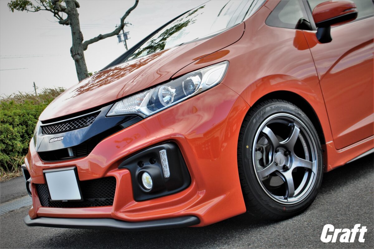 フィットにGTRデザインのアドバンTC4を装着!