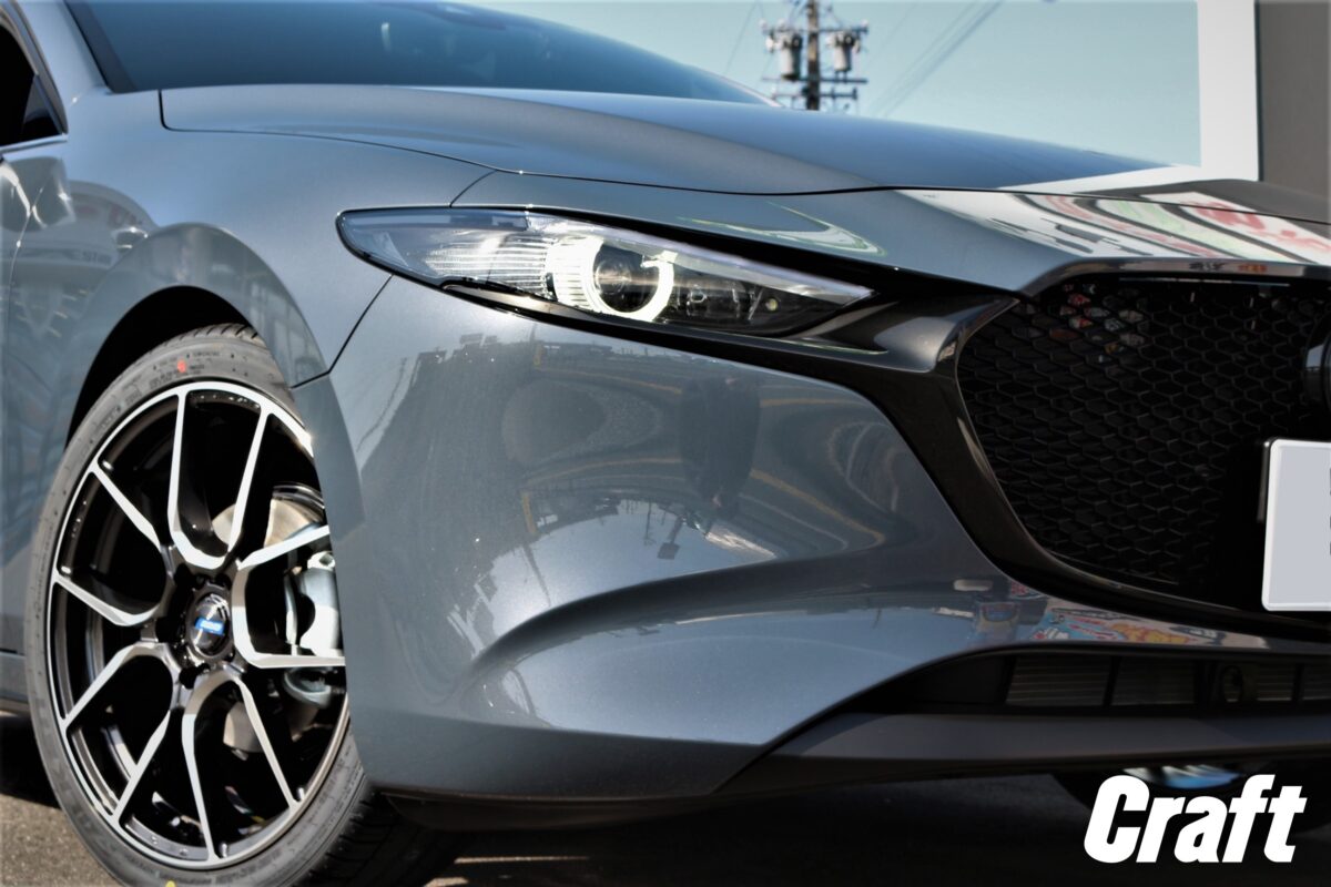 マツダ3 ファストバック カスタム レイズ 57ANA 納車直後 ホイール