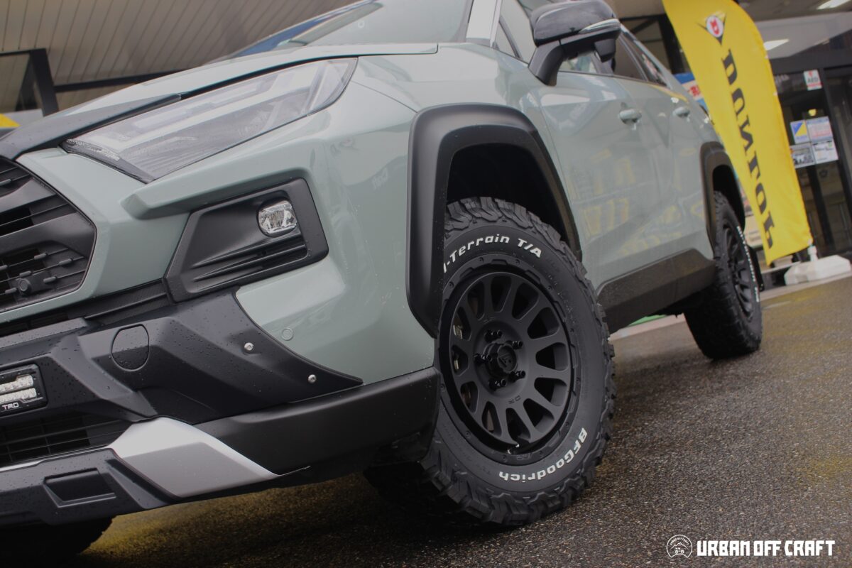 RAV4 オフ系 リフトアップ 費用 デルタフォースオーバル BFグッドリッチ 社外ホイール オフ系カスタム 17インチ 30㎜UP アライメント