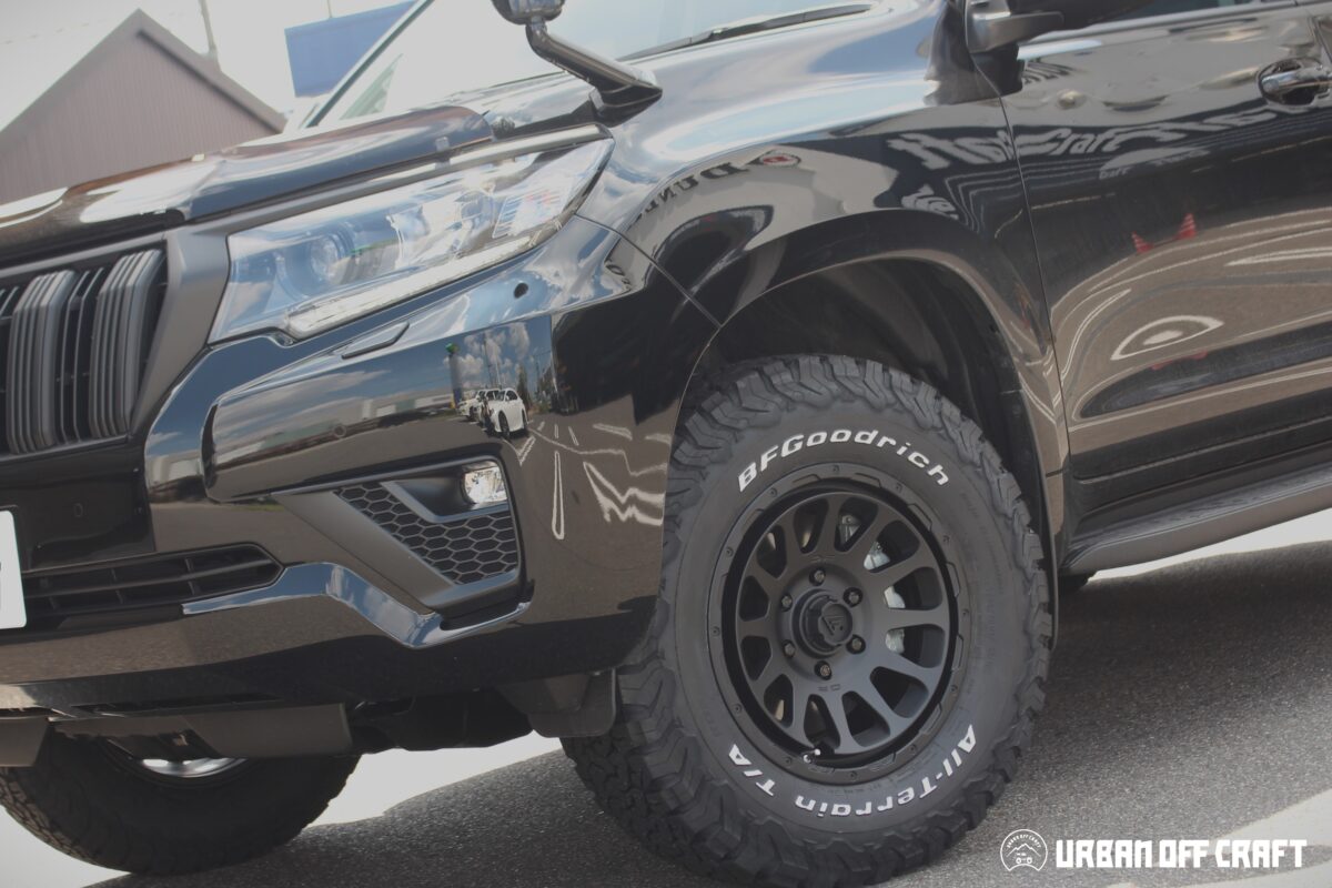 150プラド　デルタフォース・オーバル　BFグッドリッチ　即日取り付け　17インチ　社外ホイール　オフ系スタイル　カスタム　265/70R17