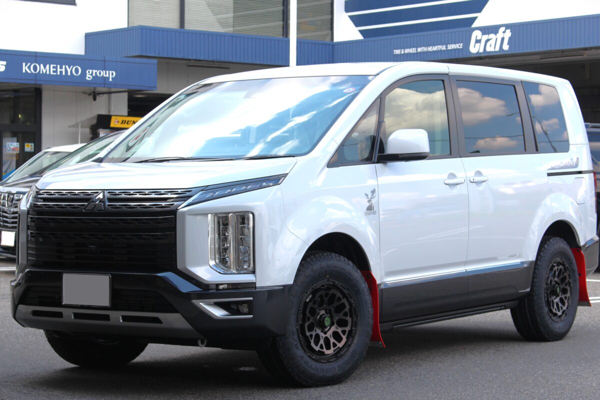 デリカD5 4×4ES Air/G ロックス ゴーストエディション オープンカントリーAT 純正ホイール下取り