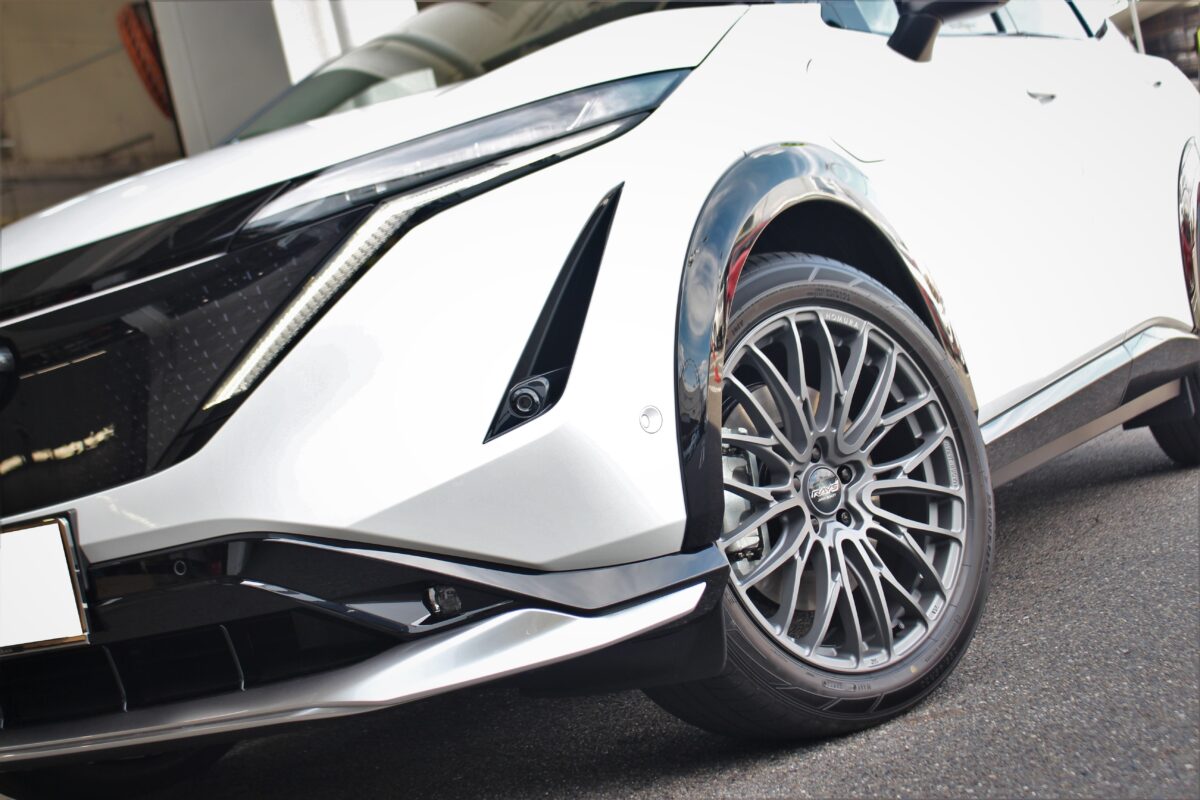 アリア ARIYA ホイール カスタム レイズ RAYS ホムラ ツライチ