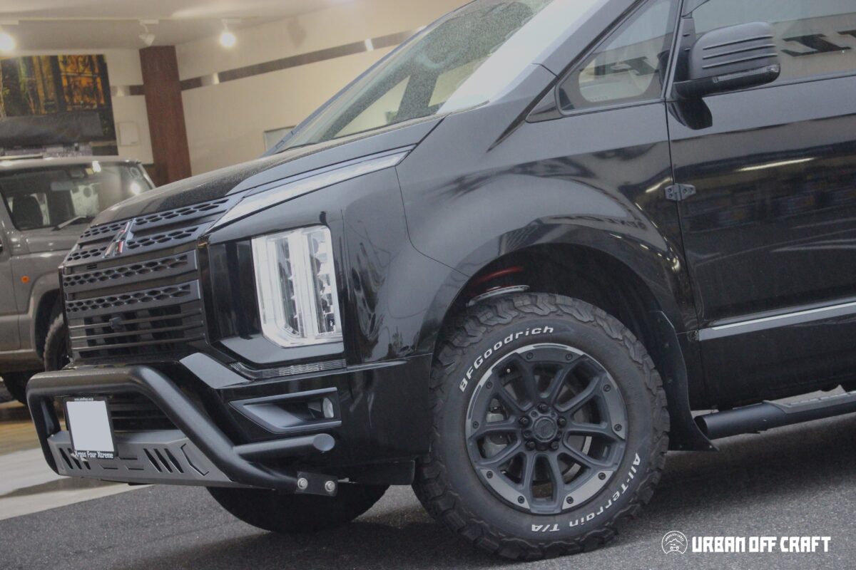 デリカD5　フォーバイフォーエンジニアリング　カントリーサスペンション　HLSバルブ　減衰力調整　乗り心地改善