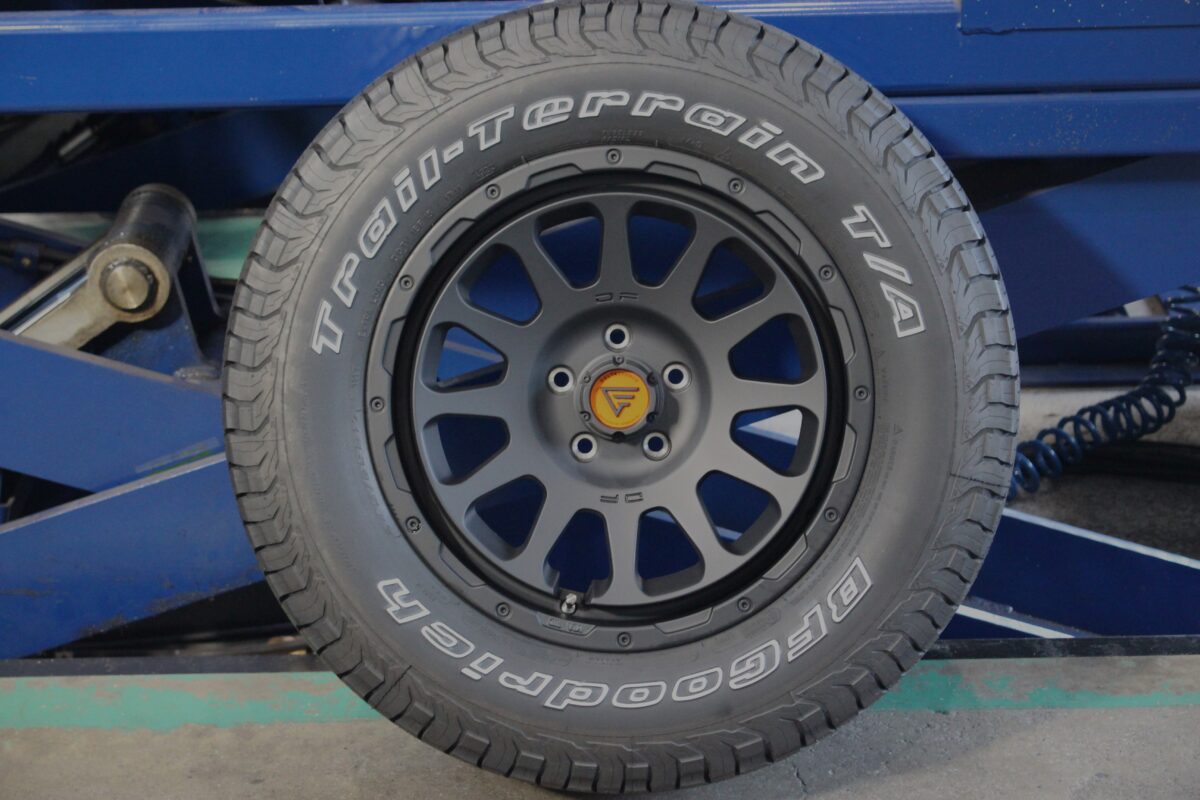 デルタフォース・オーバル マットブラック 17インチ