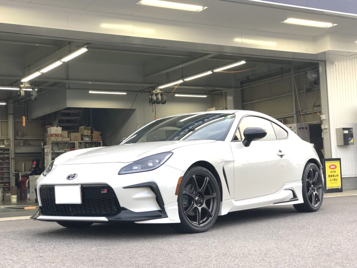 GR86　軽量ホール　ウェッズスポーツ　EJブロンズ　１８インチ