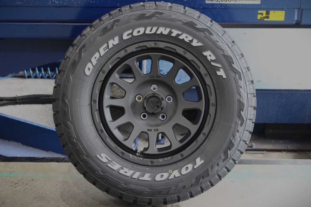 デルタフォース・オーバル　オーバーランダー　マットブラック