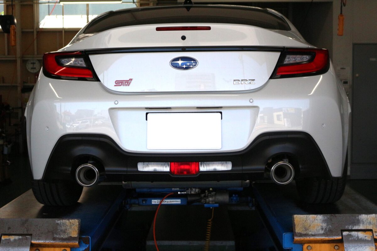 マフラー　交換　岐阜県　多治見市　フジツボ　a-r