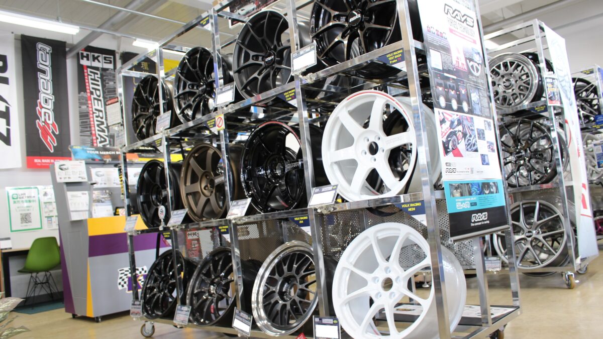 RAYS 鍛造 ホイール 展示