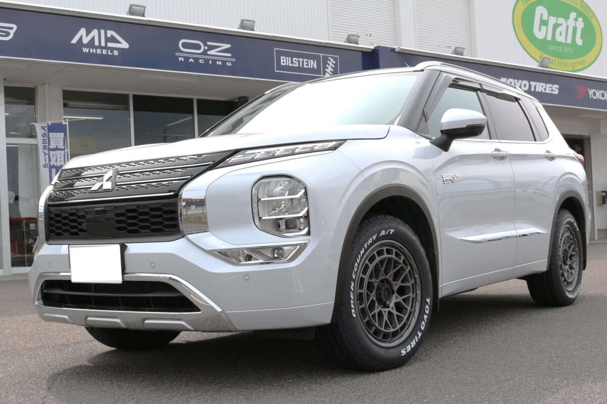 アウトランダー　オフロード　カスタム　GN0W