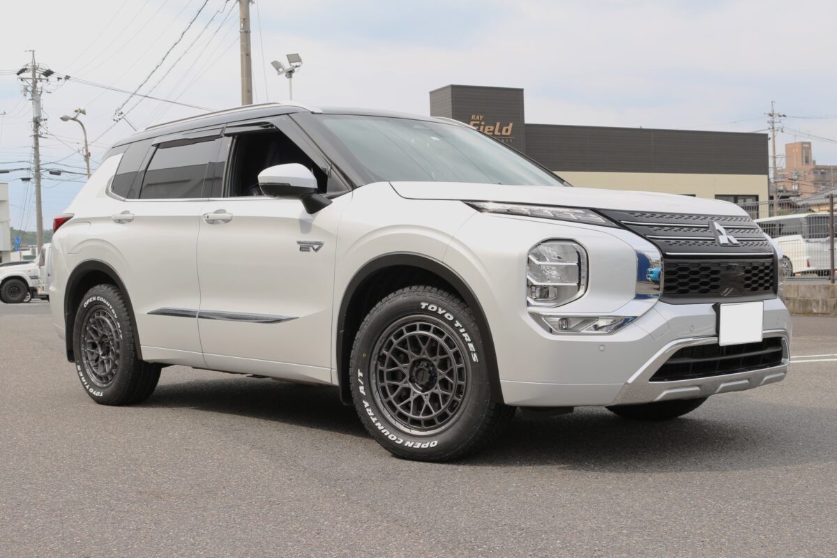 ウェッズ　マッドヴァンス　　XタイプM　１８インチ　マットガンメタ