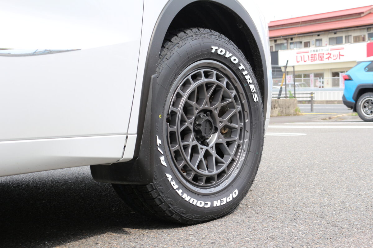 ウェッズ　マッドヴァンス　　XタイプM　１８インチ　マットガンメタ