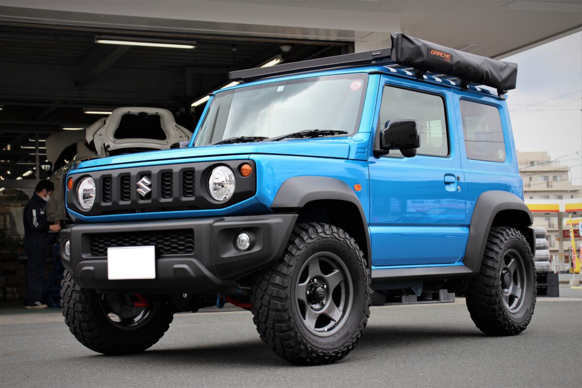 ジムニーシエラ　JB74　235幅　干渉　1インチリフトアップ　フォーバイフォーエンジニアリング　カントリーサスペンションキット　ブラッドレーV