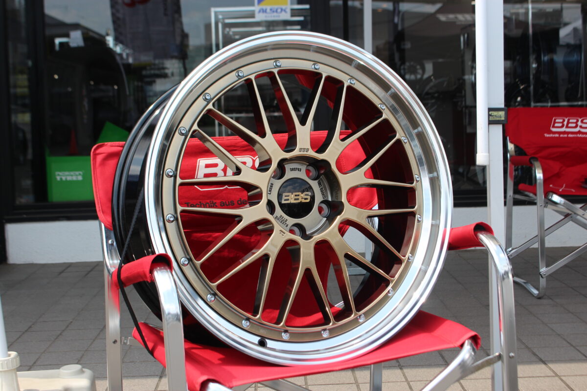 BBS LM　30周年限定カラー