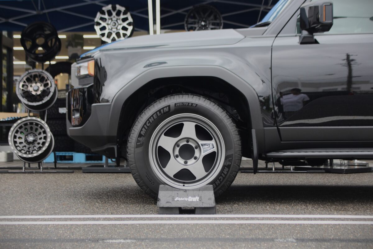 ブラッドレーフォージド匠　ホイール　フォーバイフォーエンジニアリング　ブラッドレー　ランクル250　ランクル300　70ランクル