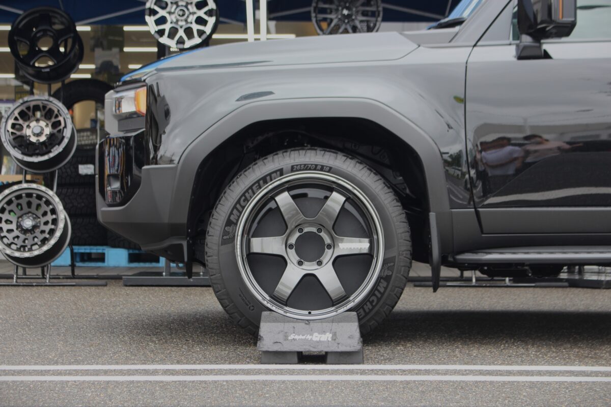 ボルクレーシング　TE37ラージPCD　ランクル300　ホイール　20インチ