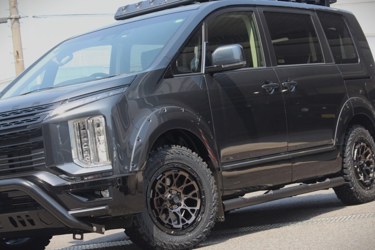 デリカD5 バスターズ2080HD改 エアジーロックス ゴーストエディション 16インチ マッドテレーン ジオランダーMT G003 干渉無し