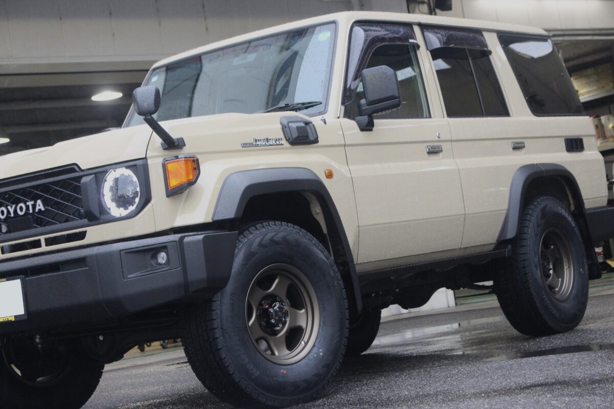 70ランクル 再再販70ランクル 新型70ランクル ホイール ブラッドレーV 一周回ってブラッドレー ブラブイ アイスガードSUV G075 スタッドレスタイヤ 欠品 早めに交換