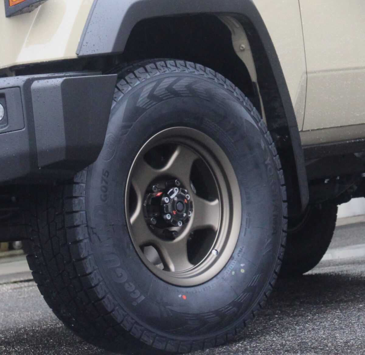 ブラッドレーV ブラブイ ランクル ホイール