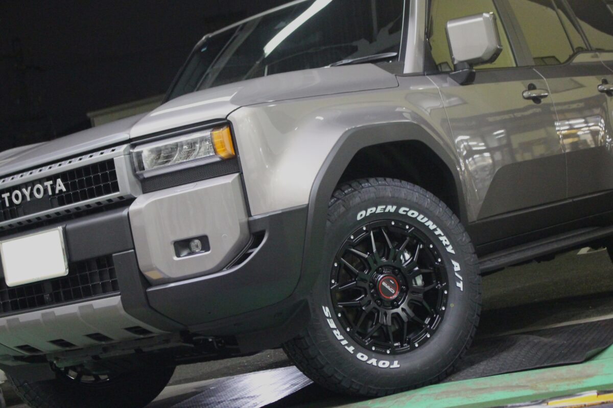 ランクル250　ワーク　クラッグLCG　18インチ　ランクル300　ホイール　カスタム　オフ系ホイール　オープンカントリーAT3　オプカンAT3　ホワイトレター　オールテレーンタイヤ　