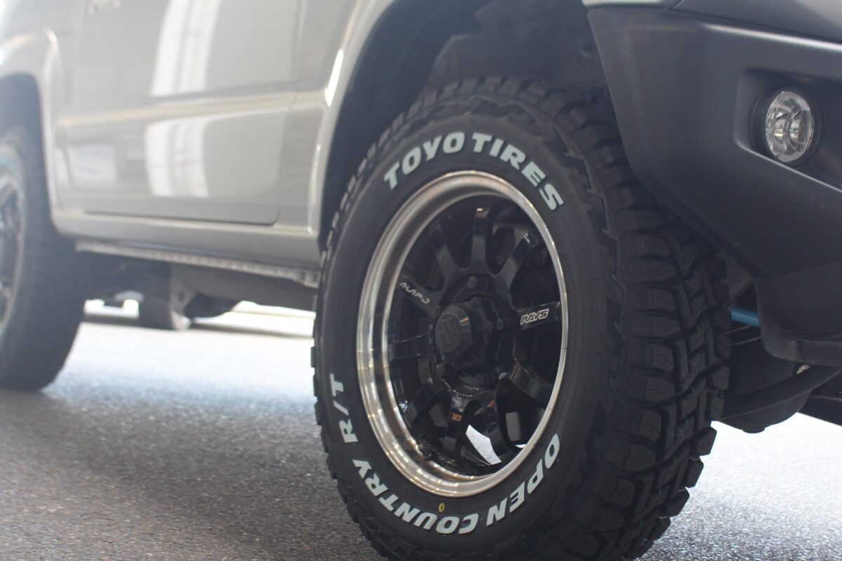 ジムニー ホイール リフトアップ オプカンRT オープンカントリー カントリーサスペンションキット 1インチアップ 費用 forバイフォーエンジニアリング