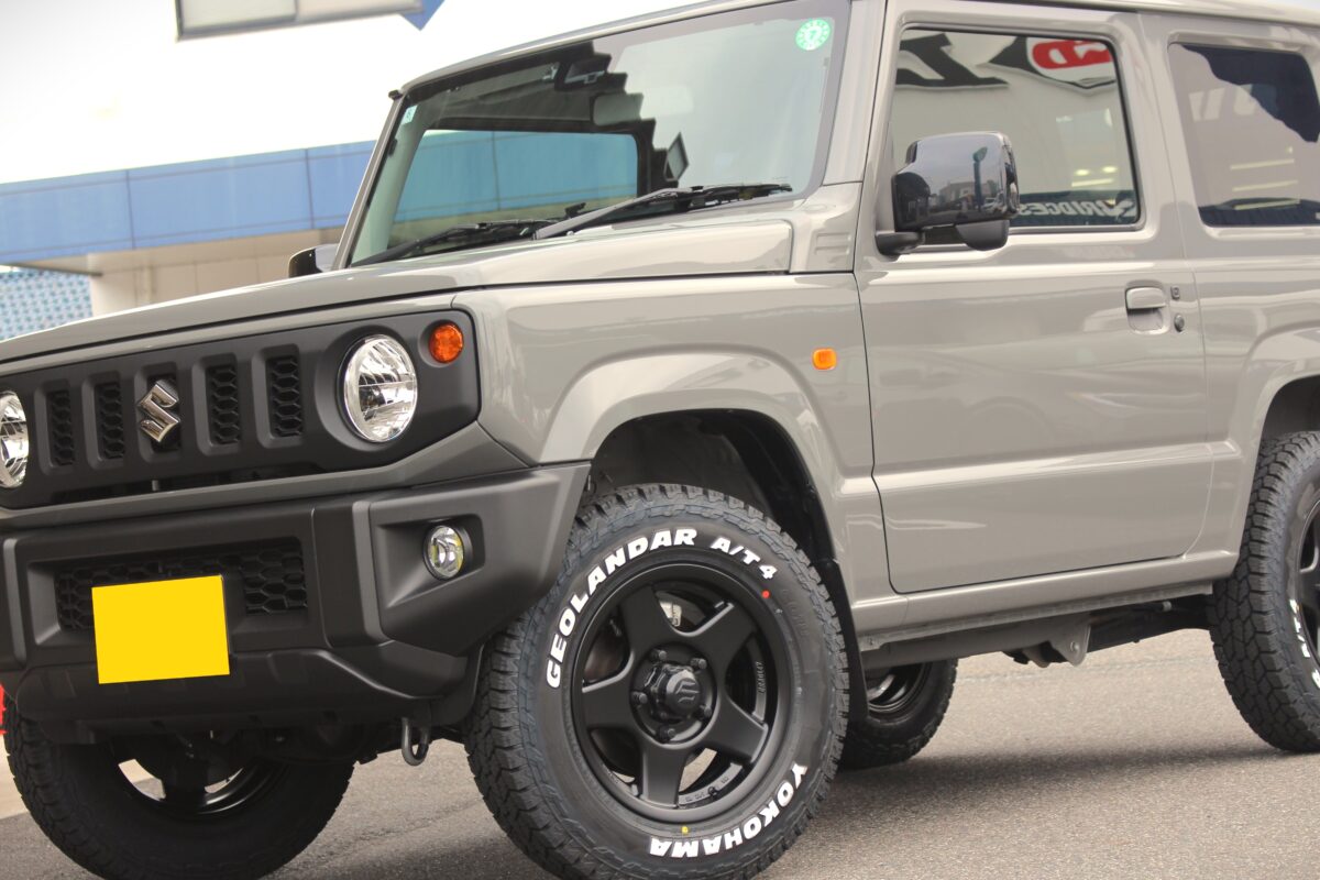 JB64　ジムニー　64ジムニー　BILSTEIN　ビルシュタイン　B6　ダンパー交換　ダンパーを変えるとどうなる　ダンパーを変えると乗り心地はどうなる　ブラッドレーV　ブラッドレー　ブラV　4×4　4×4エンジニアリング　4×4エンジニアリングサービス　YOKOHAMA　ヨコハマ　ジオランダー　ホワイトレター　ホワイトレタータイヤ　ATタイヤ　オールテレーンタイヤ Ｇ018