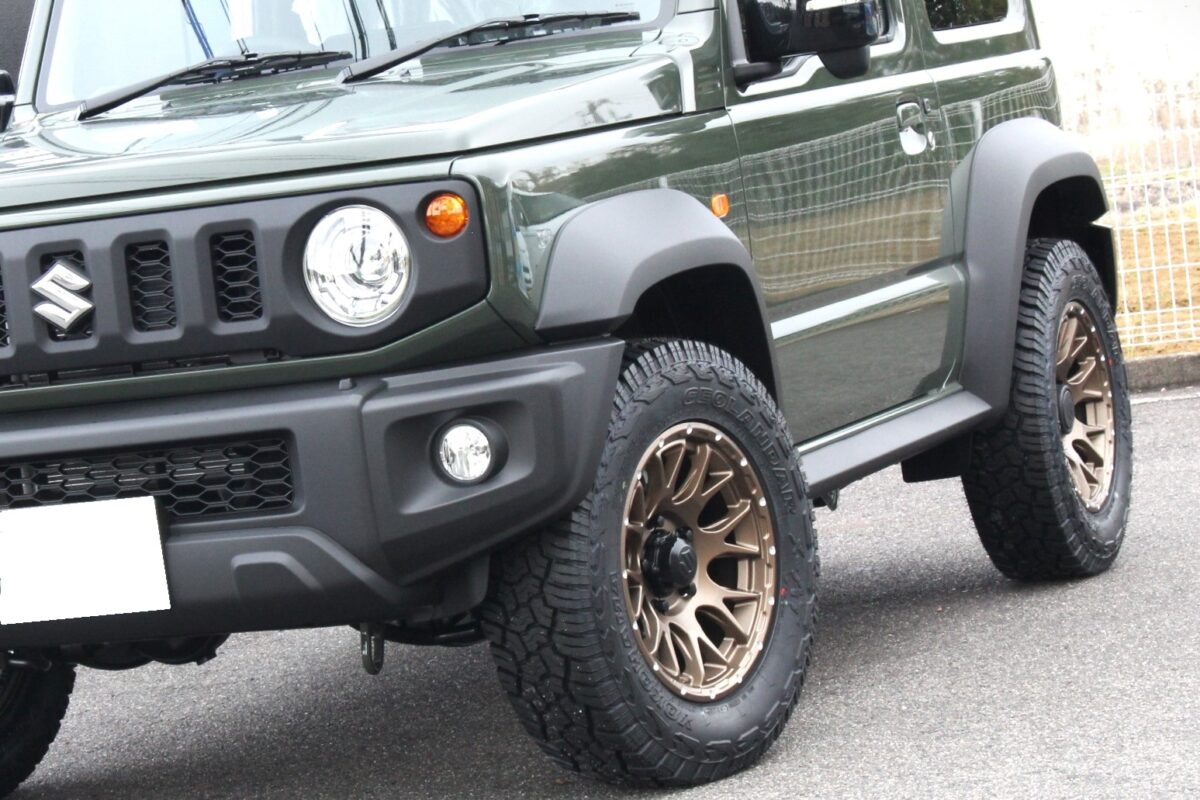 ジムニー　シエラ　ノマド　JB74　インチアップ　マッドヴァンス ジオランダー　X-AT