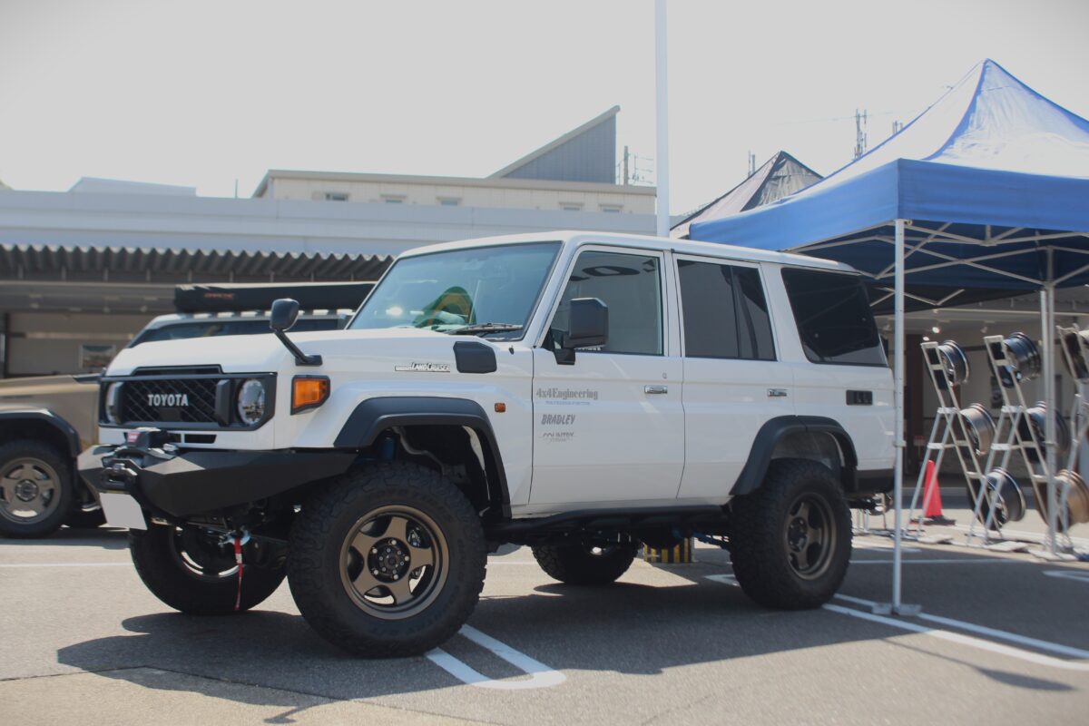 再再販70ランクル　GDJ76W　ランクル70　ブラッドレーV　ブラッドレーフォージド匠