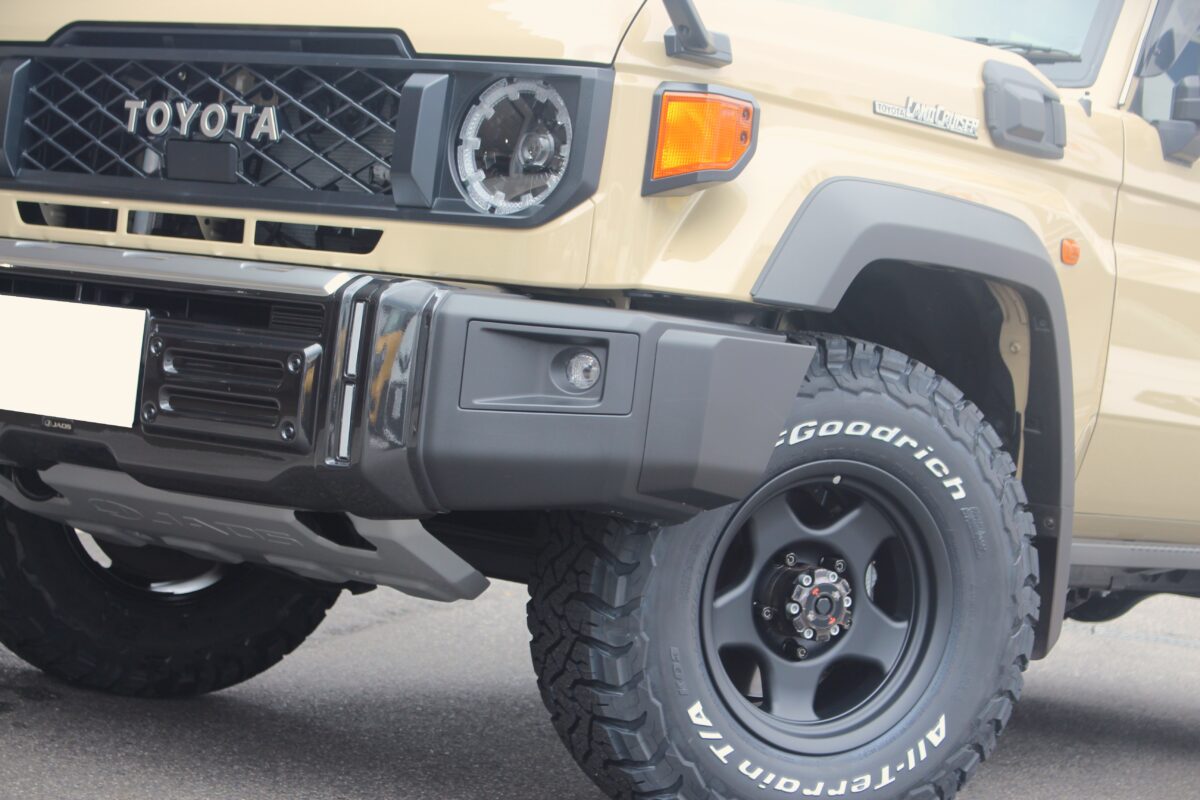 70ランクル　ランクル70　70系ランクル　ナナマルランクル　再再販ランクル70　再再販70ランクル　70系ランドクルーザー　ランドクルーザー70系　GDJ76　ブラッドレー　ブラッドレーV　ブラブイ　ブラブイ前後違い　BFグッドリッチ　KO3 オールテレーン　