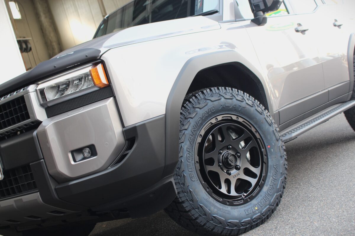 ランクル250　カスタム　ホイール　デルタフォース・オーバーランダー　鋳造　18インチ　ランクル300　サテンブラック　半艶ブラック　