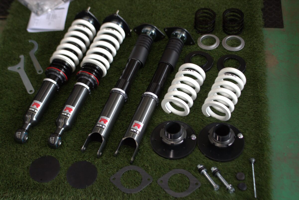 HKS　ハイパーマックスR　走り心地　サーキット　街乗り　ピロアッパー　キャンバー調整