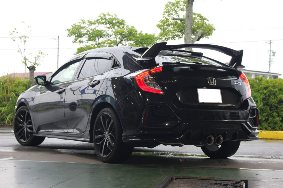 シビック　FK7　ロッソモデロ　マフラー交換　シビックハッチバック