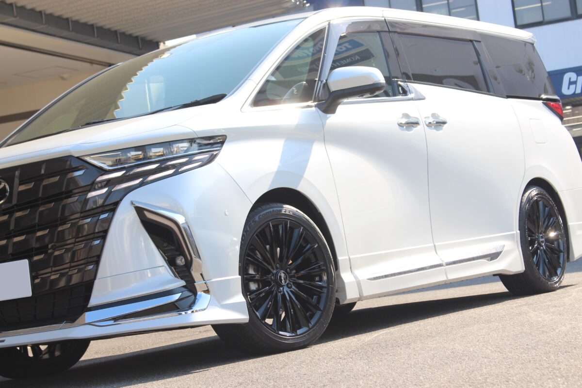 40アルファード ホイール カスタム 20インチ レイズ RAYS ベルサス ヴォウジェ ツライチ 純正車高