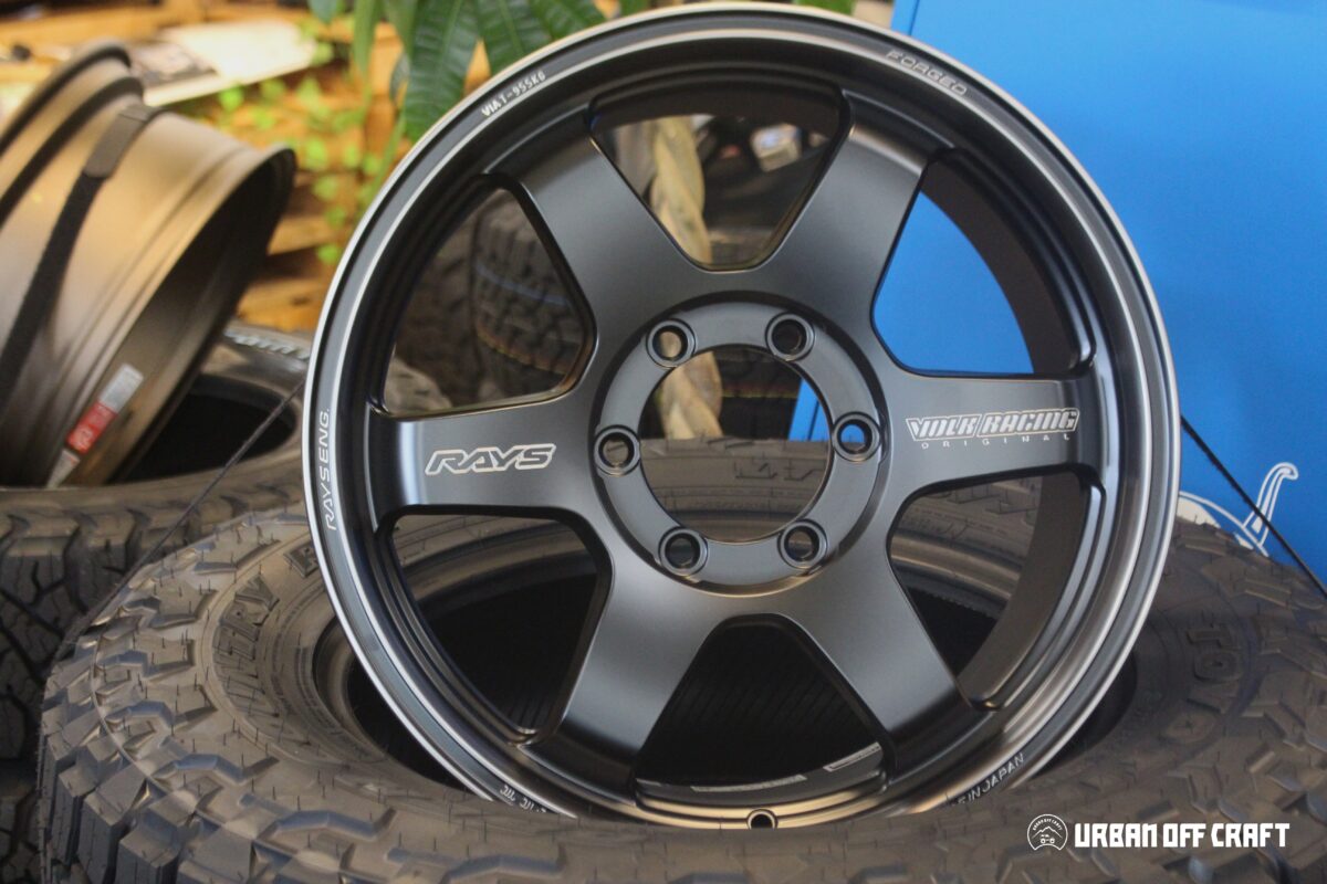 TE37ultraラージPCD　ブラックシャドー　マットトランスルーセントブラック　レイズ　RAYS　ランクル250　ホイール　カスタム　鍛造　18インチ