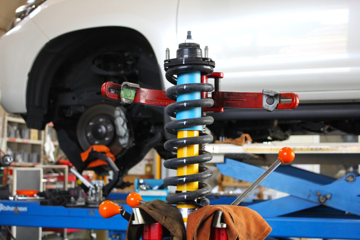 150プラド　ビルシュタイン　B6　ランドクルーザープラド　ビル足