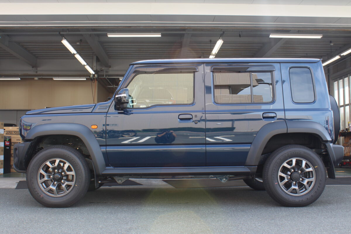 ジムニーノマド　純正　横