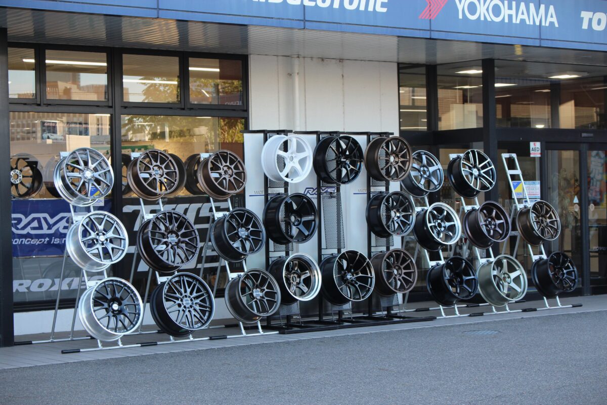 【フェアレディRZ34フェア】TWS･RAYS･ADVANホイール展示会は今週末まで！！拘りのホイールで愛車をカッコ良く仕上げませんか！？　RS317　ゴールドブロンズ　フラットゴールドブロンズ