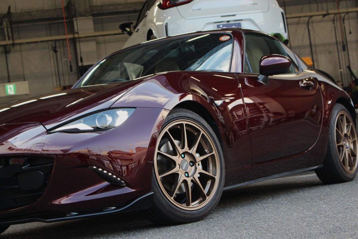 【NDロードスターRF】TWS モータースポーツRS317の新色カラーを爆速取り付け！17インチ装着で鍛造の軽量化を最大限発揮☆彡<br />
ゴールドブロンズ　フラットゴールドブロンズ