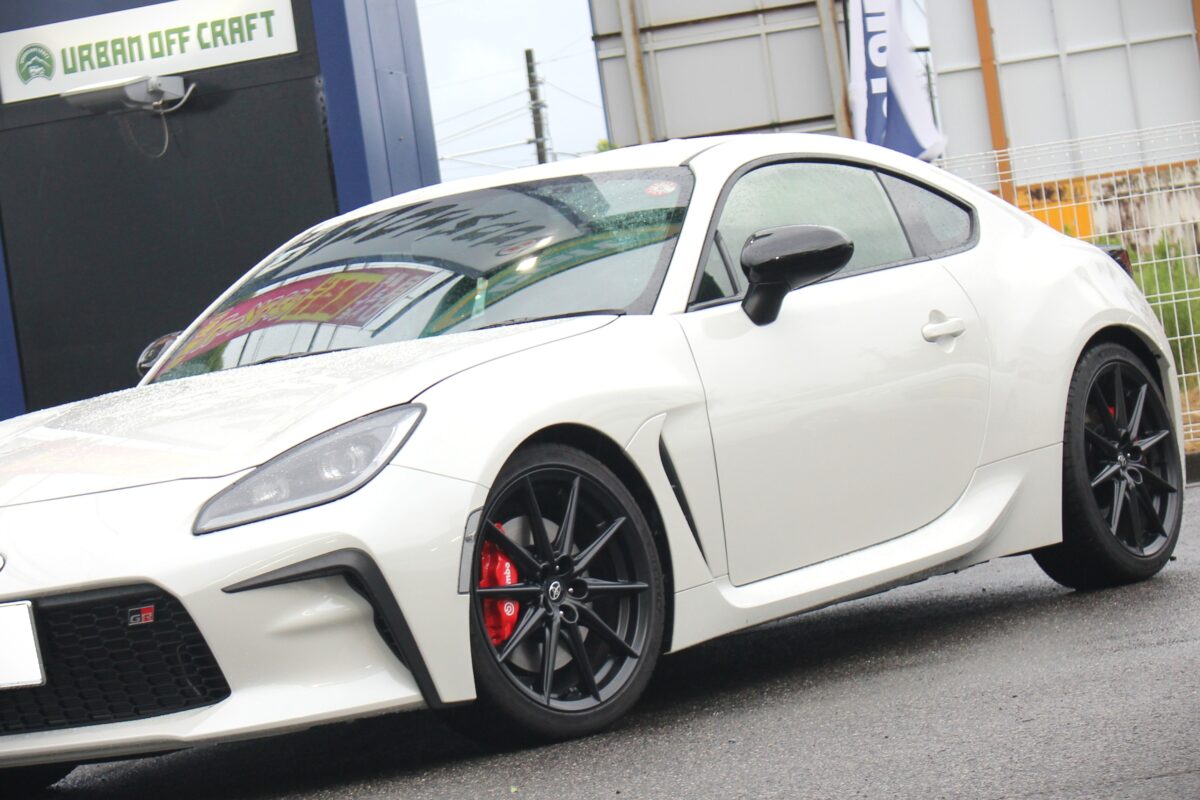 GR86にST COILOVERS XTA 車高調取り付けでローダウン