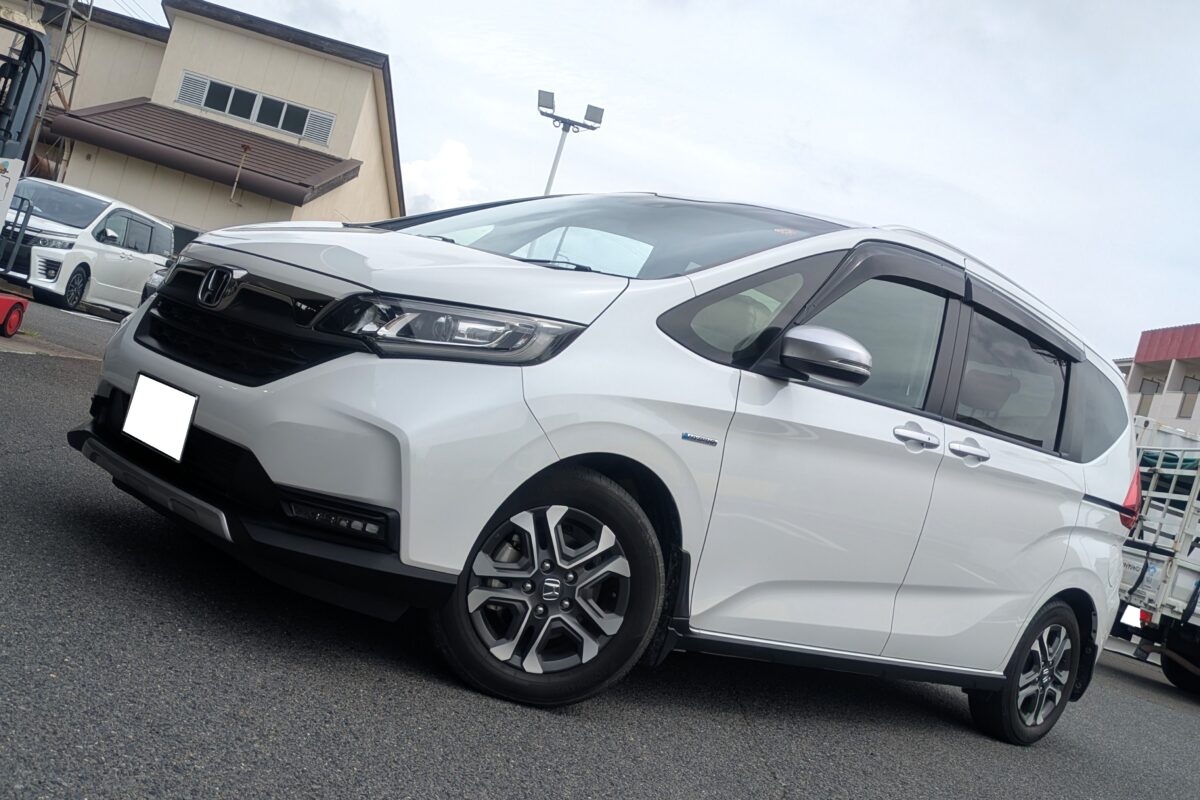 ホンダ　フリード　シーカーFD