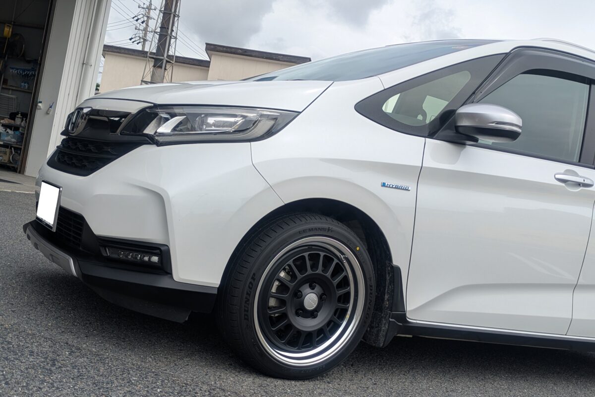 ホンダ　フリード　WORK　シーカーFD